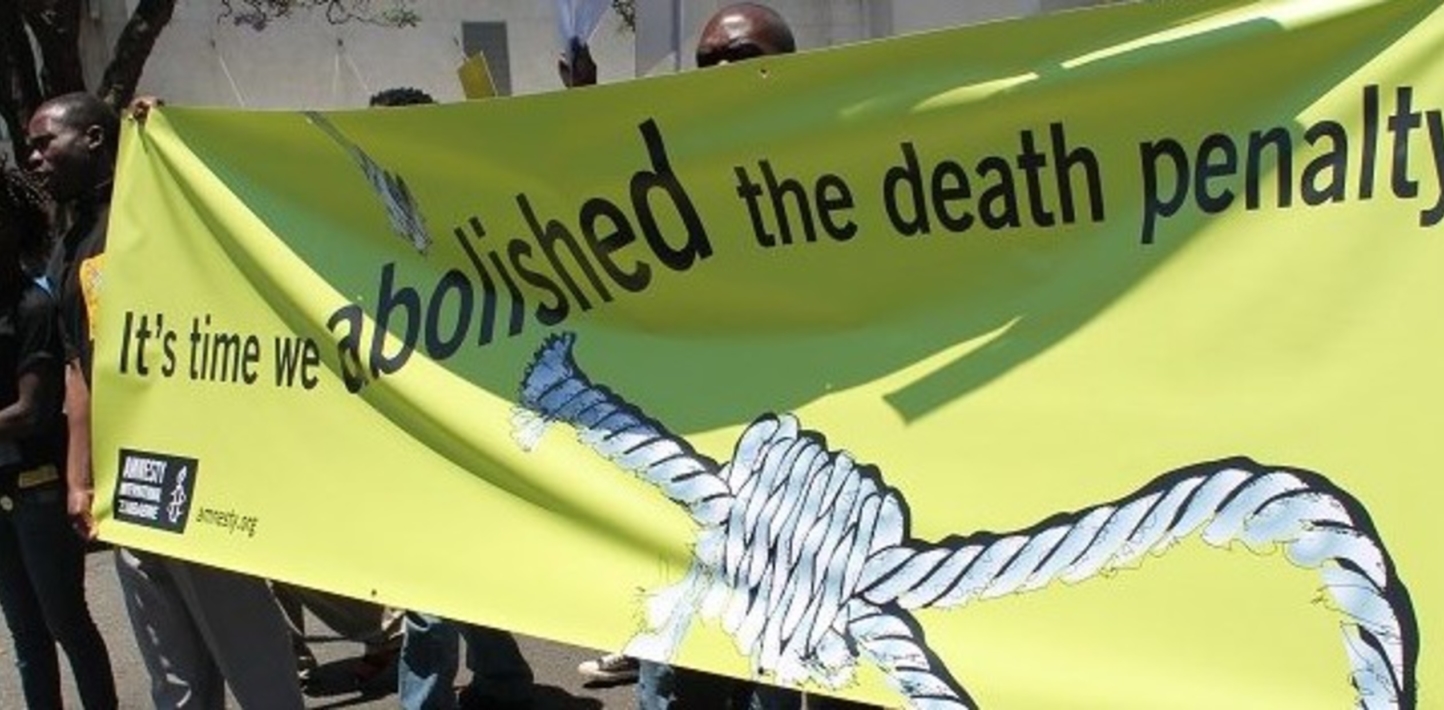 183503_amnesty_zimbabwe_activists_march_on_world_day_against_the_death_penalty-1444×710.jpg © Amnesty International
