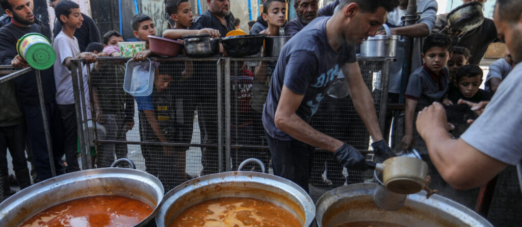 © Abed Rahim Khatib/Anadolu via Getty Images)